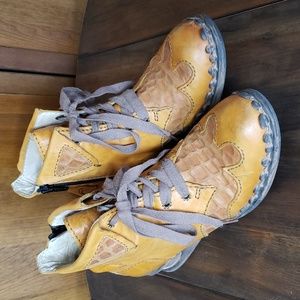 Rovers Handmade Leather Ankle Boots Sz 5.5